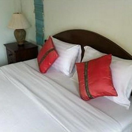 Aow Noi Sea View Resort Prachuap Khiri Khan Bagian luar foto